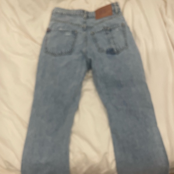 BDG CROPPED ANKLE DISTRESSED JEAN - Picture 4 of 5
